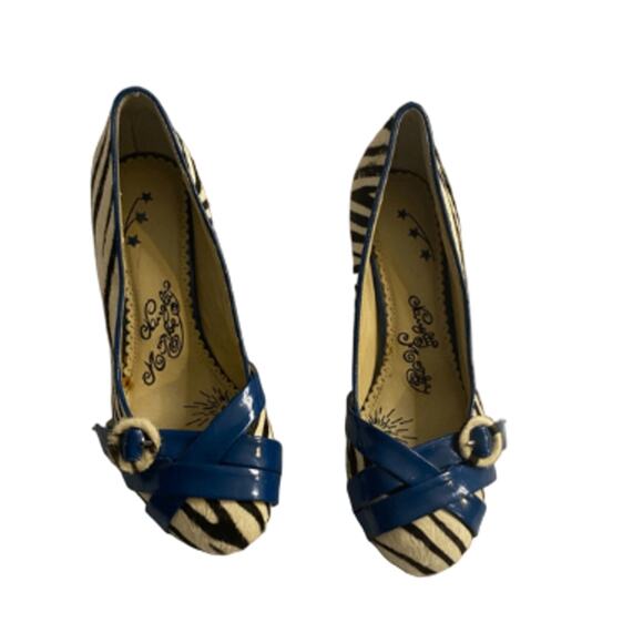 Retro Pinup Y2K Zebra Print Heels Naughty Monkey Blue Buckle Detail Size 8 - Picture 2 of 7